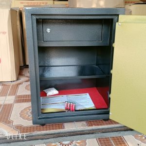 Két Sắt Điện Tử BN76-DT, Đen Đỏ, Việt Tiệp, Nặng 70kg, Két Sắt Bắc Giang, Két Sắt Việt Tiệp Bắc Giang.