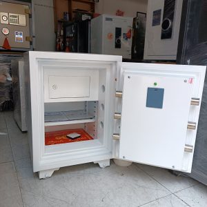 Két Sắt Bắc Giang, Két Sắt Việt Tiệp Bắc Giang.