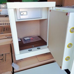 Liên Hệ: 0969 233 293 Để Được Miễn Phí Vận Chuyển! Két Sắt Vân Tay Điện Tử SPM560 – VTDT, Trắng Sữa, Việt Tiệp, Nặng 55kg, Két Sắt Bắc Giang, Két Sắt Việt Tiệp Bắc Giang. 🚩 Kích thước: Cao – 57 (cm), Rộng  – 42 (cm), Sâu – 42 (cm). 🚩 Nặng: 55 (kg). ☎Zalo: 0969233293 🌎Website: ketsatbacgiang.com 🌱Facebook: https://www.facebook.com/ketsatbacgiang/ 📌YouTube: https://www.youtube.com/@ketsatbacgiang98 🍄Tiktok: https://www.tiktok.com/@ketsatbacgiang98 🏠Đại Lý Két Sắt Việt Tiệp Uy Tín Tại Bắc Giang. Két Sắt Bắc Giang, Két Sắt Việt Tiệp Bắc Giang Đại Lý Két Sắt Việt Tiệp Uy Tín Tại Bắc Giang. Két Sắt Bắc Giang, Két Sắt Việt Tiệp Bắc Giang